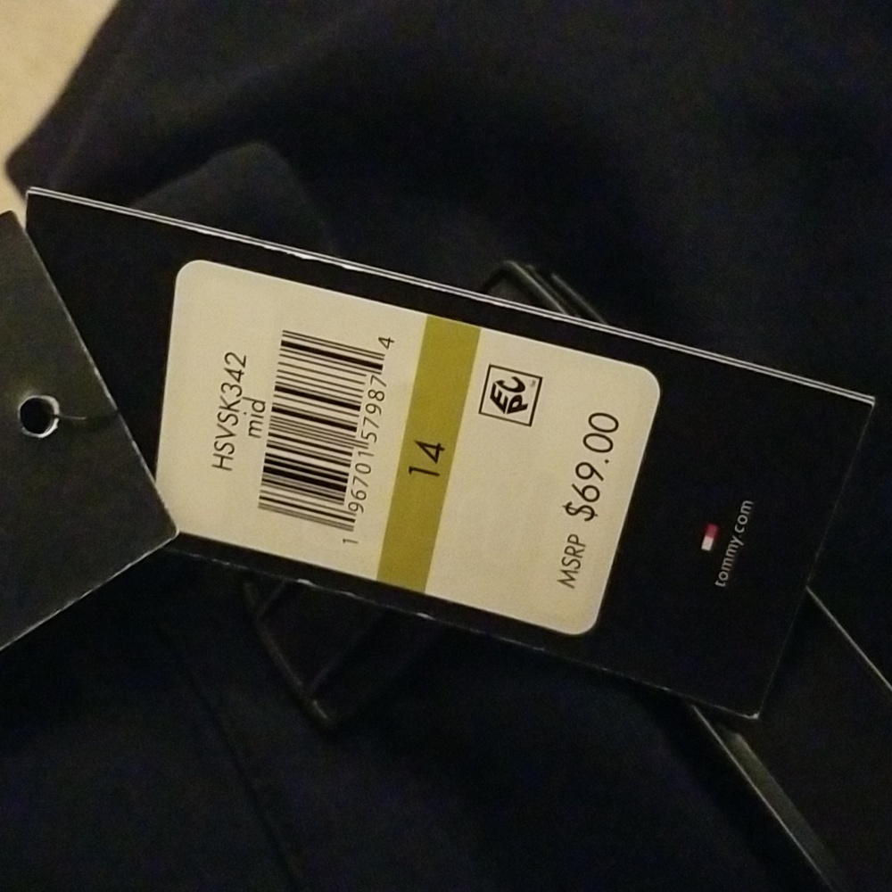 Tommy Hilfiger Skirt - Picture 5 of 5